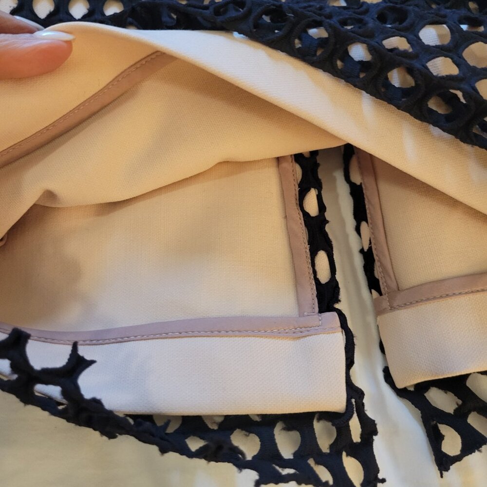 Skirt - Picture 4 of 8